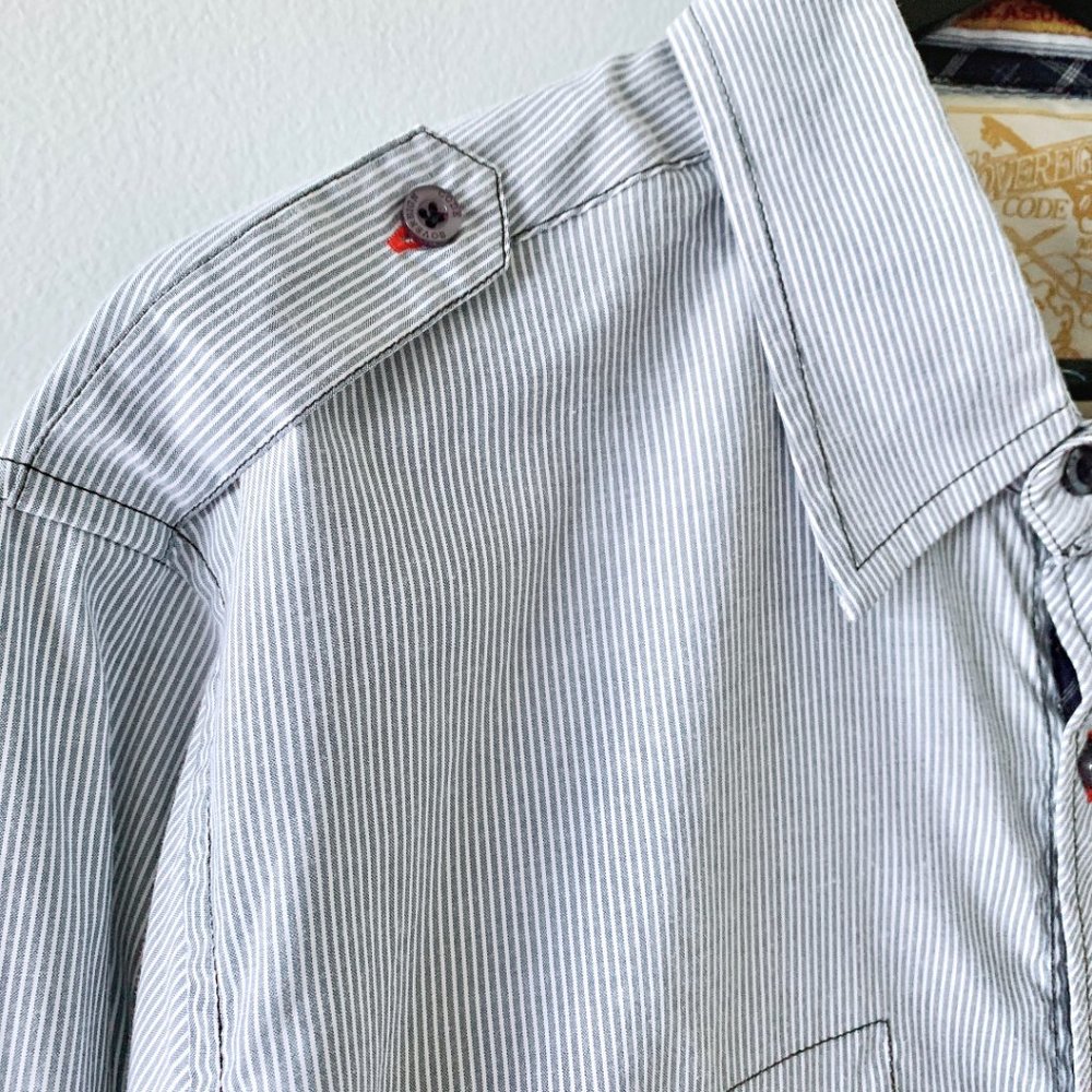 Sovereign Code Striped Pockets Button Front Shirt - Picture 3 of 15